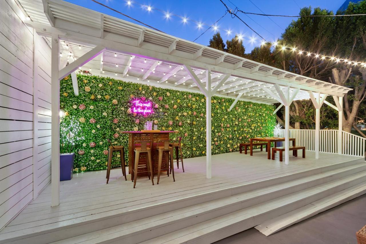Studio City Contemporary Villa With Pool Sleeps 10 洛杉矶 外观 照片
