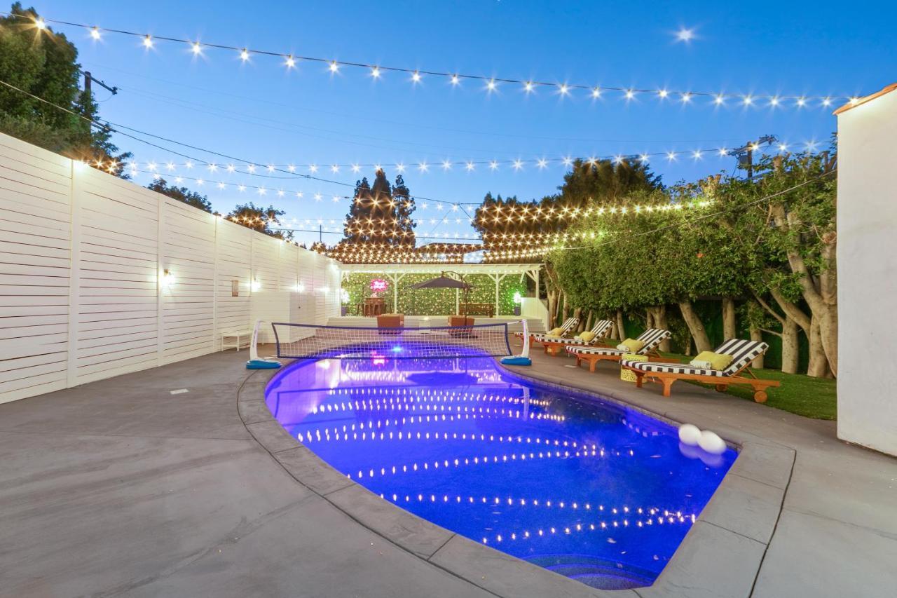 Studio City Contemporary Villa With Pool Sleeps 10 洛杉矶 外观 照片